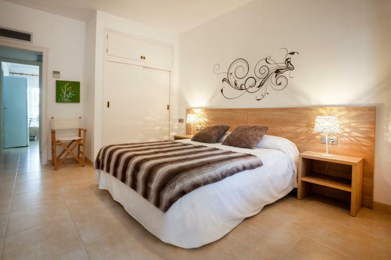 Apartamento A Pie De Playa, Climatizado Y Parking Roses Exterior foto